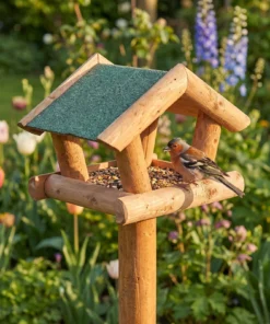 Vink bij paalvoederhuis groen – The Bird Family