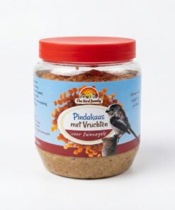 Vogelpindakaas met vruchten